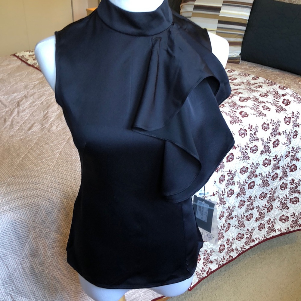 Alexander McQueen top